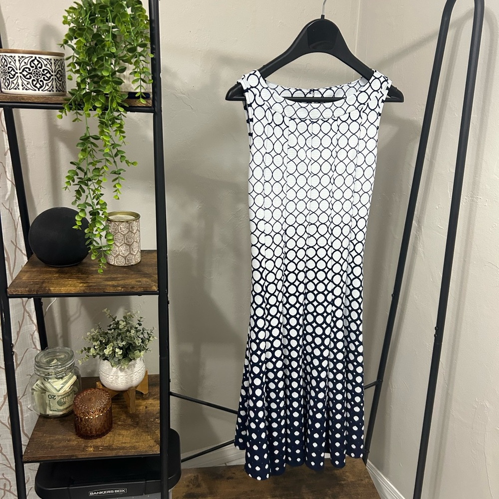 Maria Gabrielle- Fit and Flare Midi Dress (Size Small)